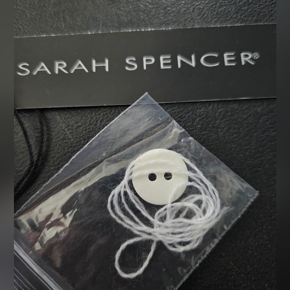 NWT - Italian Merino Wool Sarah Spencer Off White Cardigan - Size L - Picture 3 of 8